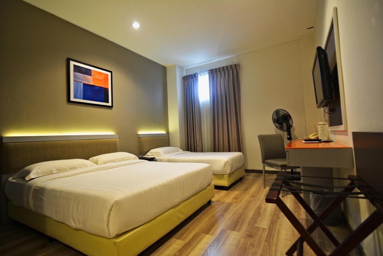 Abell Hotel Kuching Kültér fotó